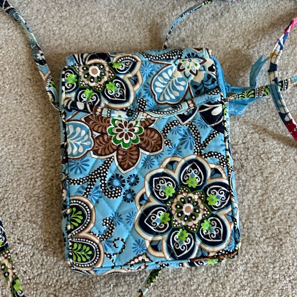 WOW!! 12 Vera Bradley items. Gently used/2 new. All for one price!! - Picture 3 of 11